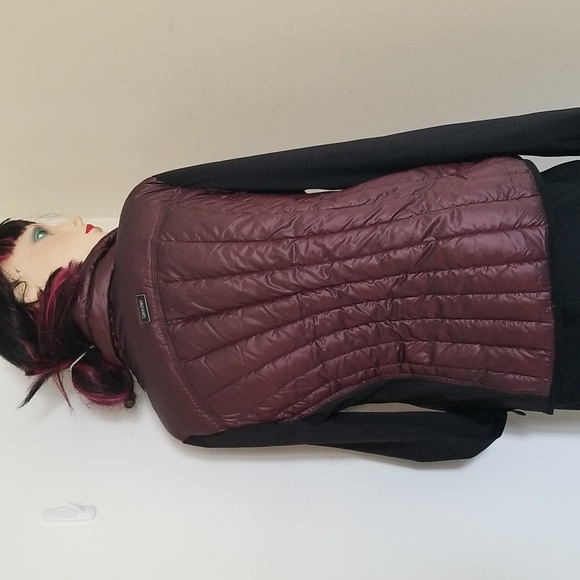 Calvin Klein down puffer jacket - Picture 6 of 11